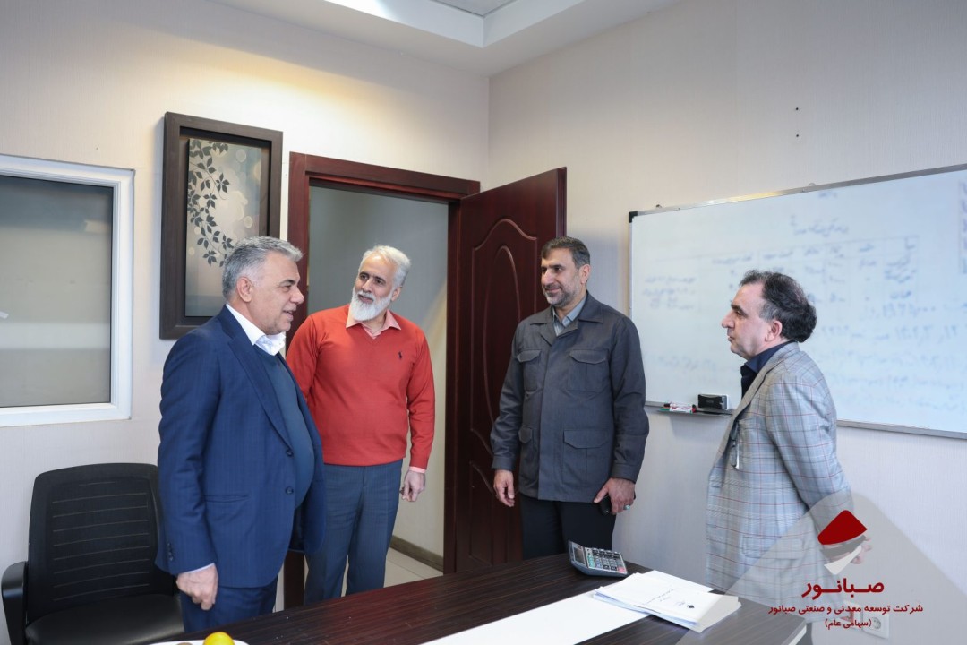 داریوش اسماعیلی از واحدهای مختلف شرکت بازدید کرد
