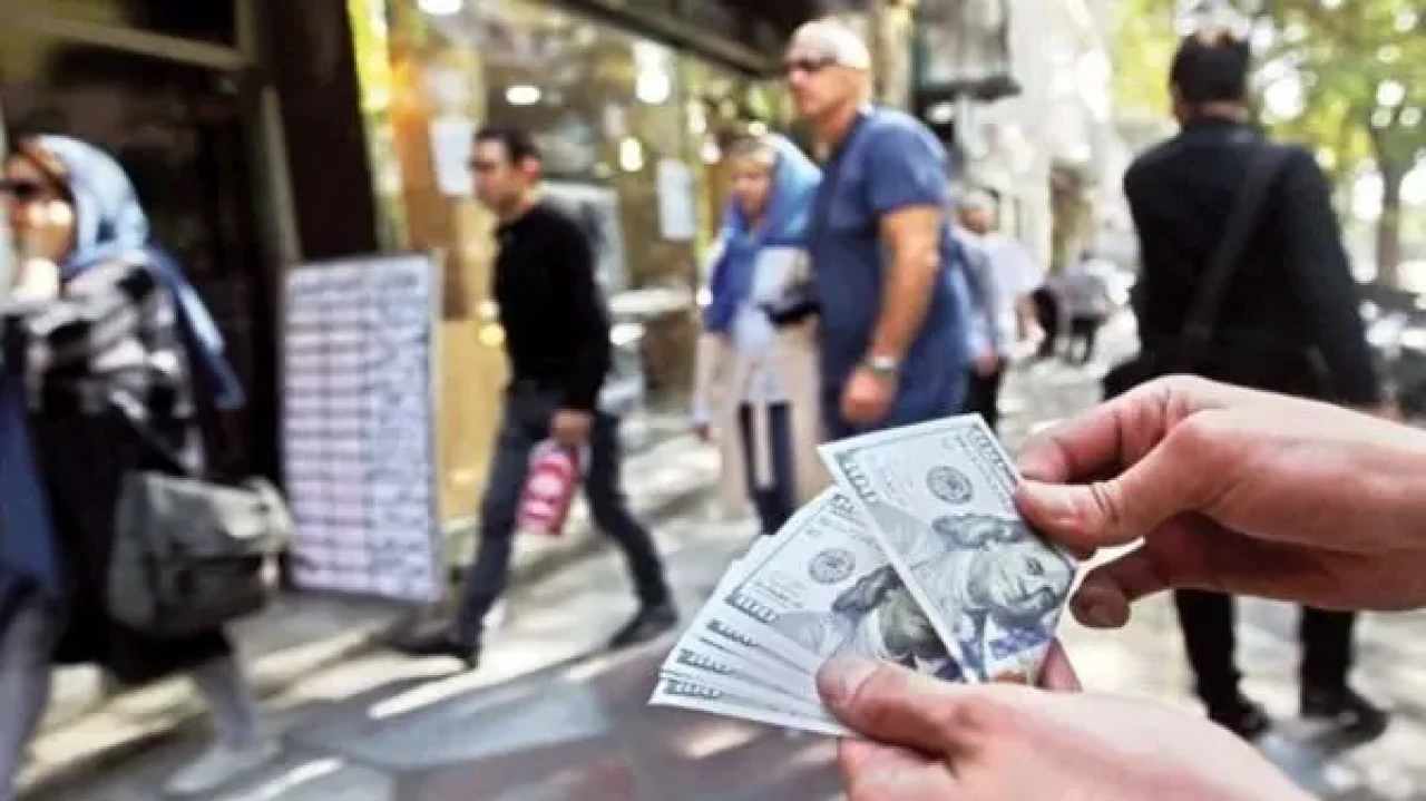 قیمت دلار امروز 23 دی ماه 1404 | بازار دلار به ثبات رسید ؟