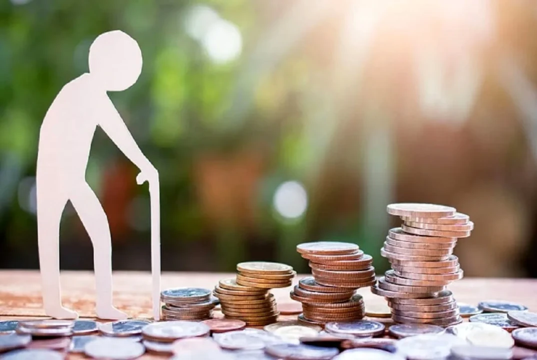 خبر خوش برای بازنشستگان | منتظر واریز حقوق با پرداختی ویژه باشید